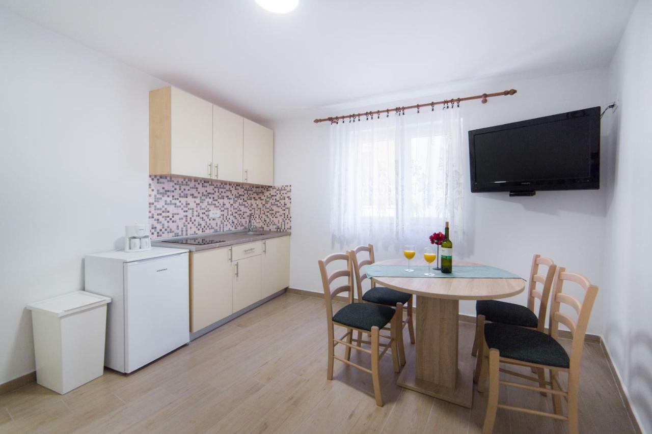 Apartments Relax บาชกาโวดา ภายนอก รูปภาพ